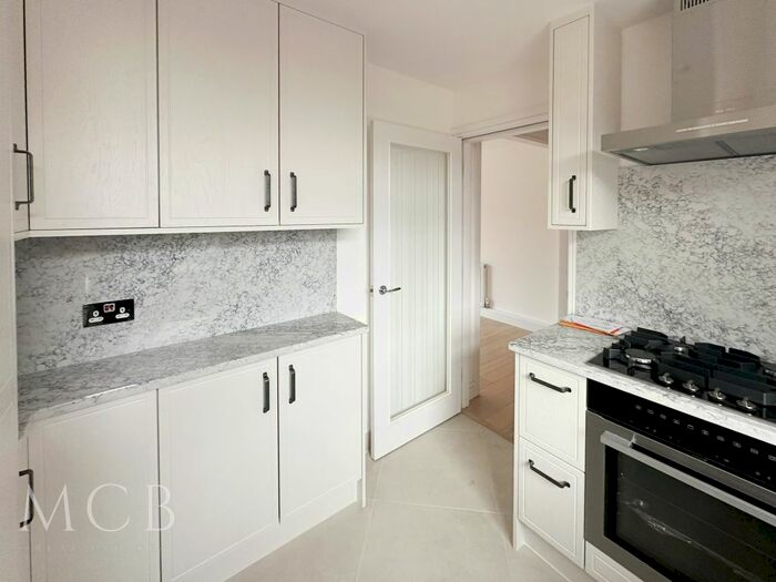 2 Bedroom Flat To Rent In Corfton Road, London, W5