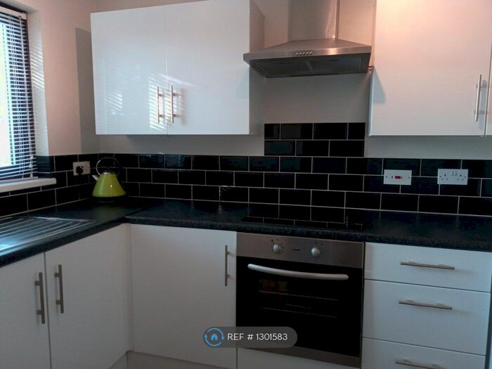 1 Bedroom Maisonette To Rent In Collister Close, Shirley, Solihull B90