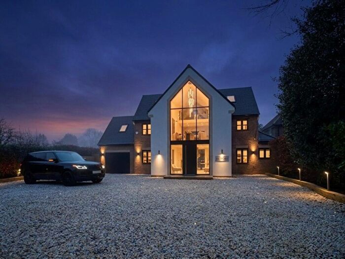 5 Bedroom Detached House For Sale In Moss Delph Lane, Aughton, L39