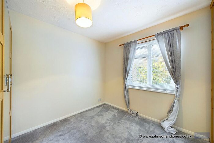 1 Bedroom Semi-Detached House To Rent In Mawbey Road, Ottershaw, Chertsey, KT16