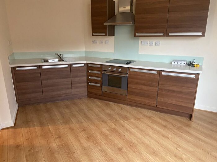 1 Bedroom Flat To Rent In Midland Road, Luton, LU2