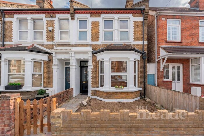 2 Bedroom End Of Terrace House To Rent In Selwyn Avenue, London, E4
