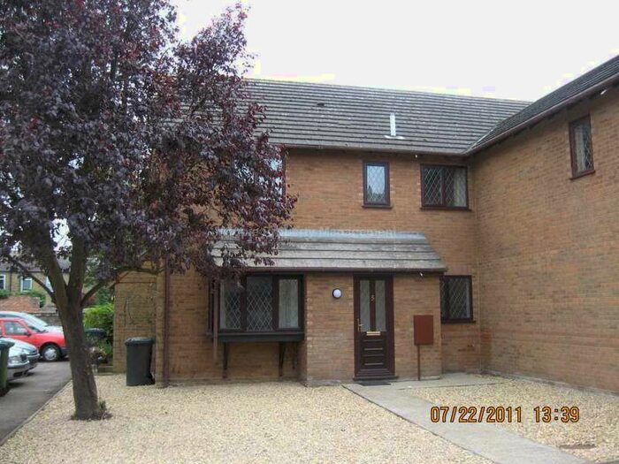 2 Bedroom Cluster House To Rent In St Neots, PE19