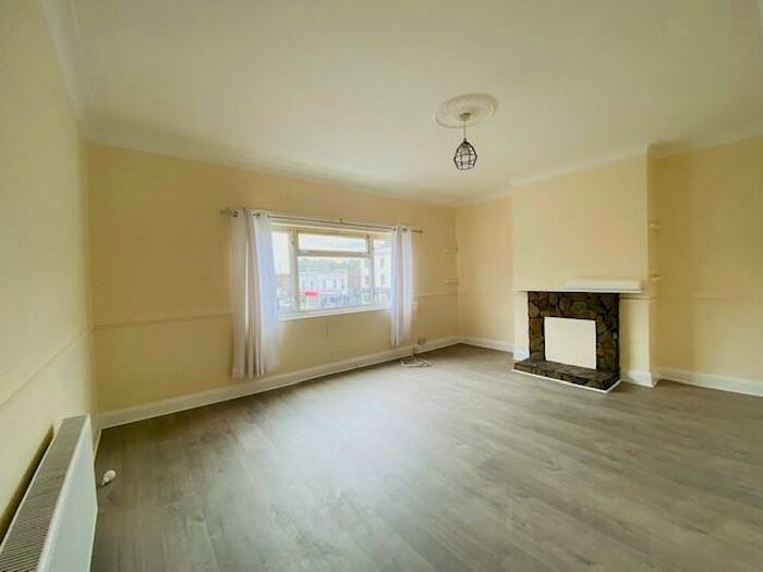 2 Bedroom Apartment To Rent In Hertford Road, Enfield, EN3