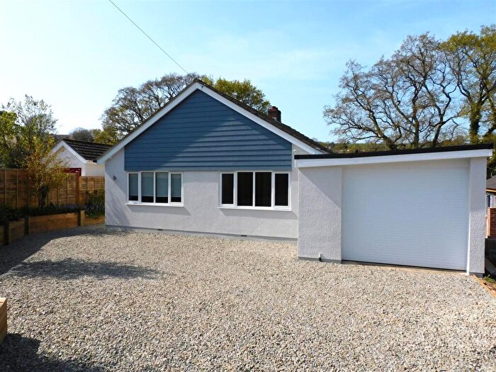 3 Bedroom Detached Bungalow For Sale In Newlands Park, Seaton, EX12