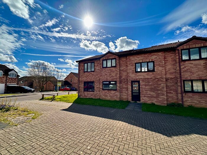 1 Bedroom Flat For Sale In Apseleys Mead, Bradley Stoke, BS32