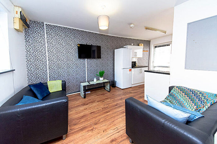 3 Bedroom Town House To Rent In North Sherwood Street, Nottingham, NG1