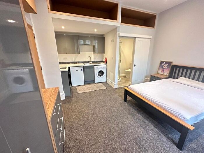 1 Bedroom Apartment To Rent In Cathedral Rd, Pontcanna, CF11