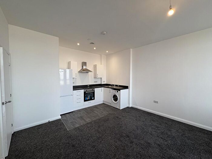 1 Bedroom Apartment To Rent In Matlock Road, Coventry, CV1