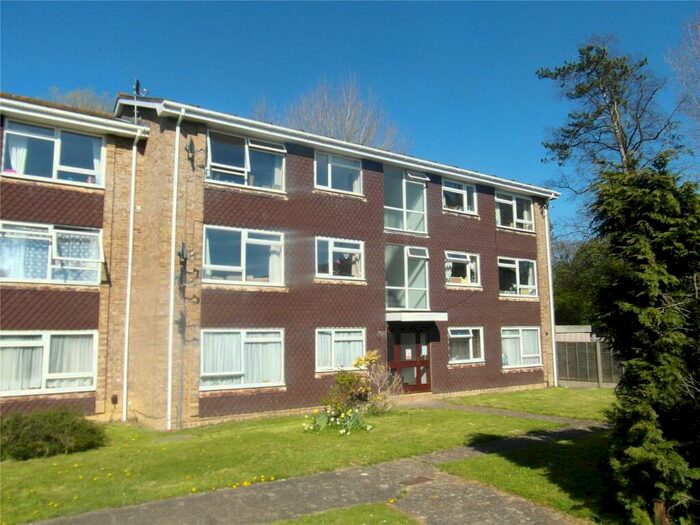 2 Bedroom Apartment To Rent In Sarel Way, Horley, Surrey, RH6