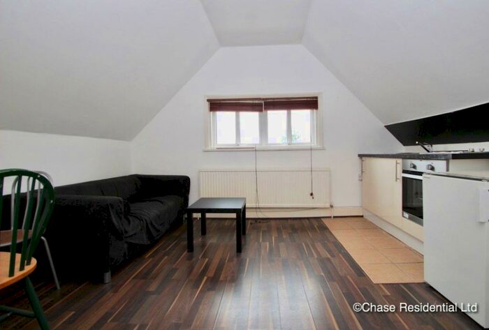 1 Bedroom Flat To Rent In Kenton Road, Harrow, HA1