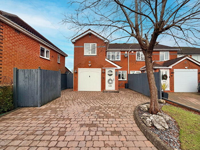 3 Bedroom Semi Detached House For Sale In Haslucks Green Road, Shirley, B90