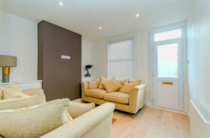 2 Bedroom Terraced House To Rent In Pope Street, Maidstone, Kent, ME16