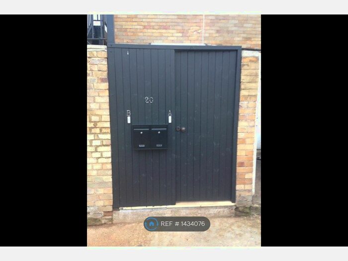 Studio To Rent In Hadley Wood, Hadley Wood, EN4