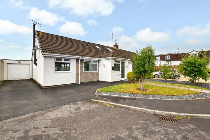 3 Bedroom Semi-Detached House For Sale In Nomis Park, Congresbury, BS49