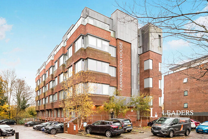 1 Bedroom Flat To Rent In Wood Street, East Grinstead, West Sussex, RH19