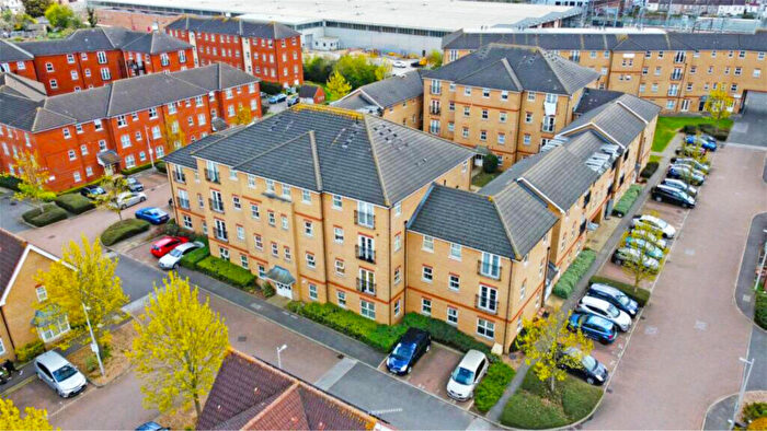 2 Bedroom Apartment For Sale In De Havilland Square, Piper Way, Ilford, IG1