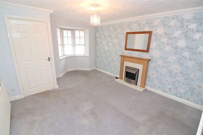 3 Bedroom Terraced House For Sale In Bede Close, Higham Ferrers, NN10