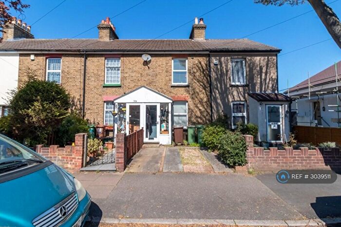 2 Bedroom Terraced House To Rent In Melbourne Road, Sutton, SM6