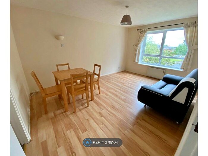 1 Bedroom Flat To Rent In Griffin Gardens, Harborne, Birmingham, B17