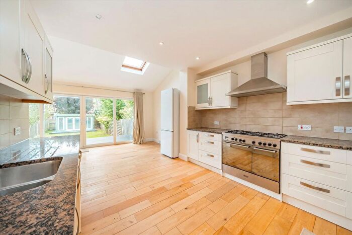 5 Bedroom Property To Rent In Worple Road, West Wimbledon, SW20