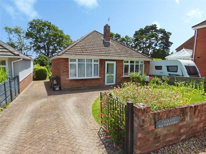 2 Bedroom Bungalow For Sale In Lower Northam Road, Hedge End, Southampton, SO30