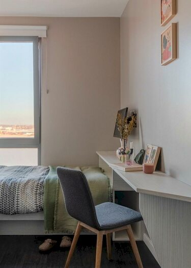 Studio To Rent In Willesden Junction, London, NW10