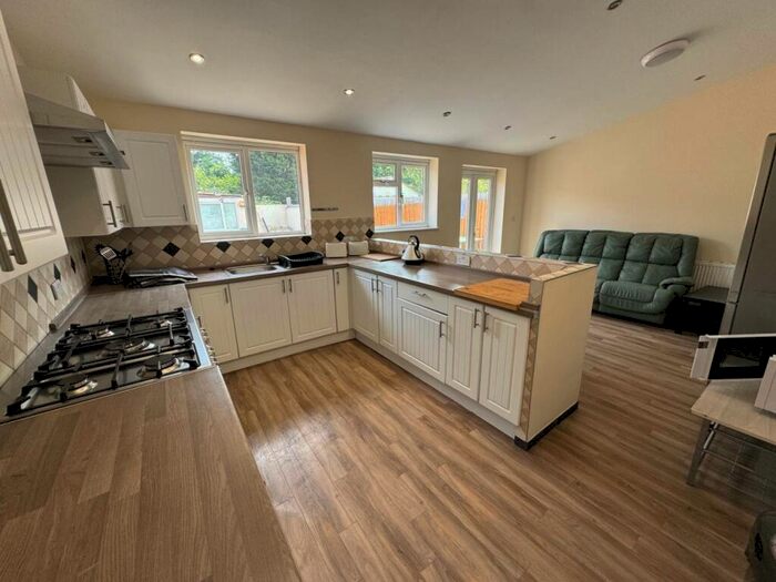 6 Bedroom End Of Terrace House To Rent In Conygre Grove, Filton, Bristol, BS34