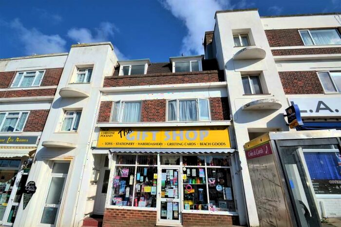 1 Bedroom Flat To Rent In Longridge Avenue, BN2