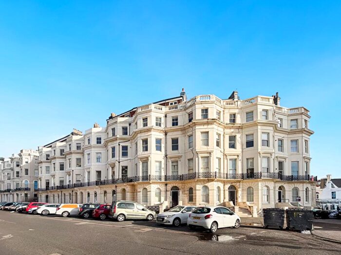 1 Bedroom Flat For Sale In St. Aubyns, Hove, BN3