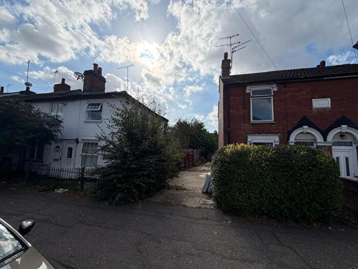 4 Bedroom Semi-Detached House For Sale In - Greenstead Road, Colchester, Essex, CO1