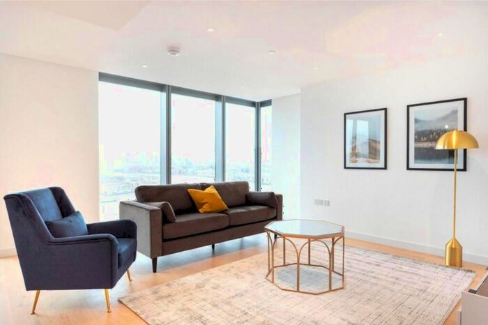 1 Bedroom Apartment To Rent In Landmark PInnacle Marsh Wall, Canary Wharf, E14