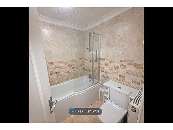 2 Bedroom Terraced House To Rent In Wolverhampton Street, Wednesbury, WS10