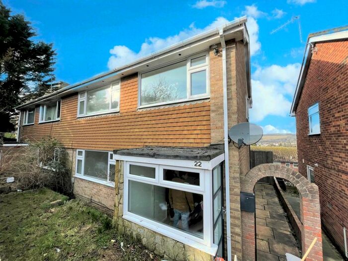 3 Bedroom Semi-Detached House To Rent In Dartmouth Crescent, Brighton, BN2