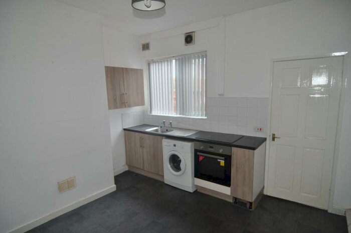 3 Bedroom House To Rent In Hickleton Terrace, Thurnscoe, S63