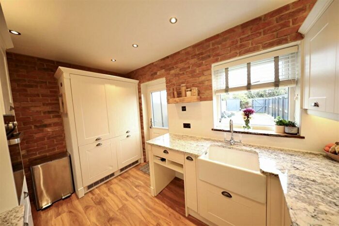 2 Bedroom End Of Terrace House For Sale In Main Street, Burstwick, Hull, HU12