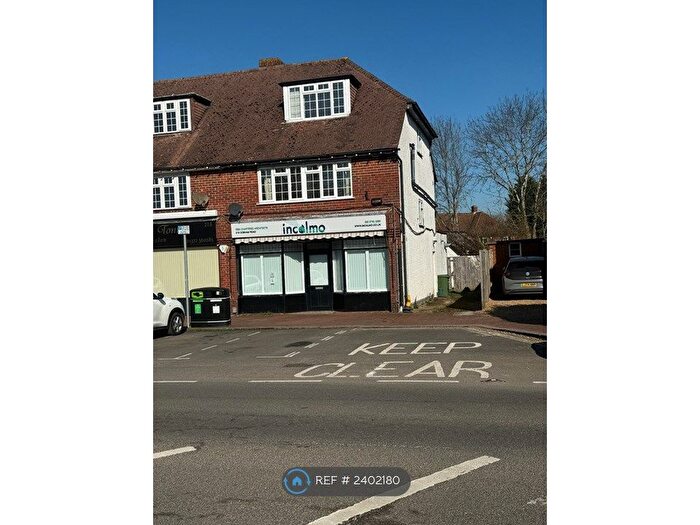 2 Bedroom Maisonette To Rent In Cobham Road, Surrey, KT22