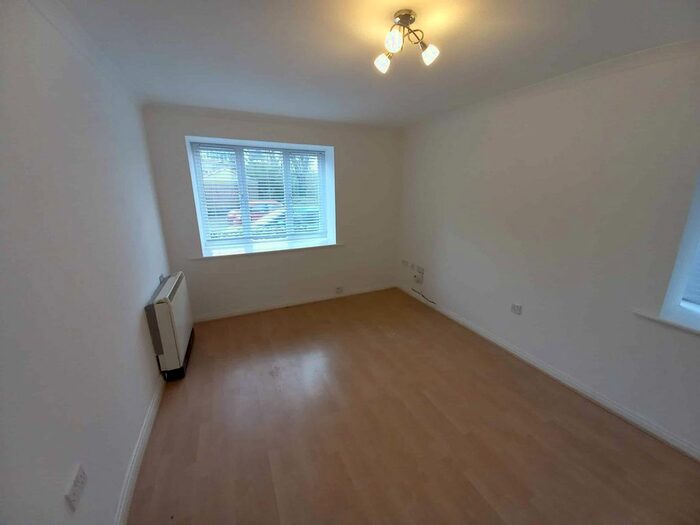 2 Bedroom Flat To Rent In Forster Court, Durham Road, Low Fell, Gateshead, NE9