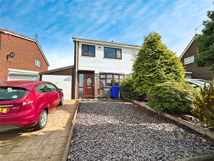 3 Bedroom Semi-detached House For Sale In Carroll Drive, Meir Hay, Stoke On Trent, Staffordshire, ST3