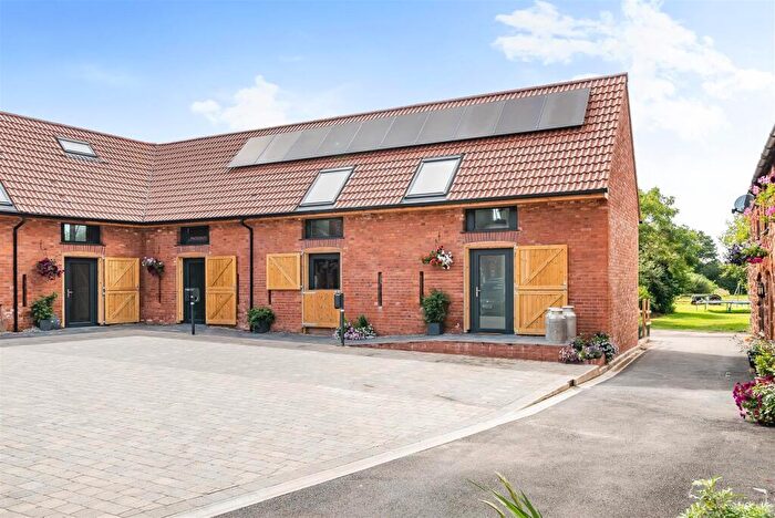 3 Bedroom Terraced House For Sale In Clyst St. Mary, Exeter, EX5