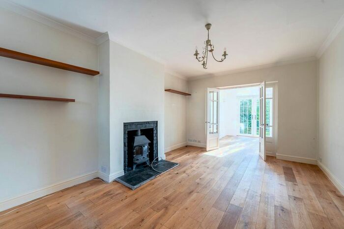 3 Bedroom Terraced House To Rent In Toynbee Road, Wimbledon, London, SW20