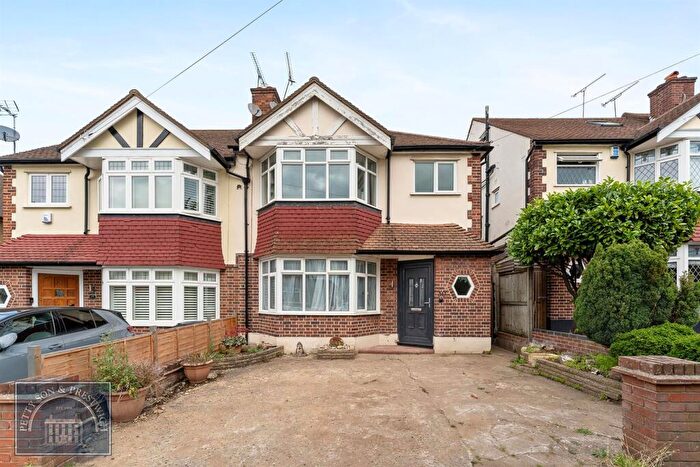 3 Bedroom Semi Detached House To Rent In Devon Close, Buckhurst Hill, IG9