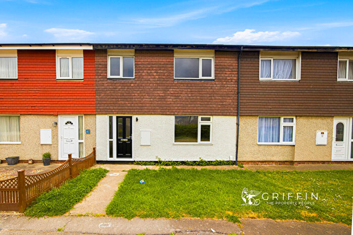 3 Bedroom Terraced House For Sale In Winfields, Pitsea, Basildon, SS13