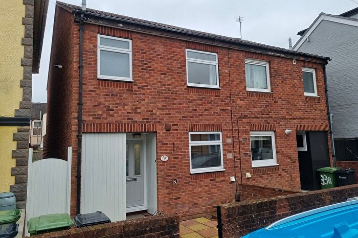 3 Bedroom Semi-Detached House To Rent In Wilson Road, Portsmouth, PO2