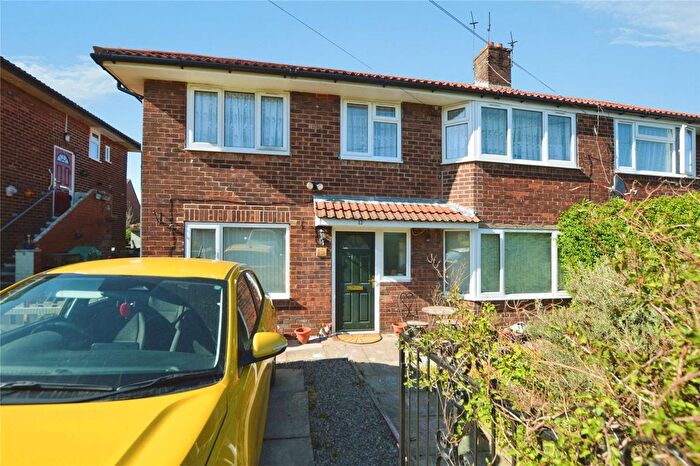 2 Bedroom Parking For Sale In Rydal Crescent, Morley, Leeds, West Yorkshire, LS27