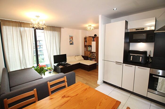 2 Bedroom Flat To Rent In Ottawa House, Maple Quays, Albatross Way, Canada Water, London, SE16