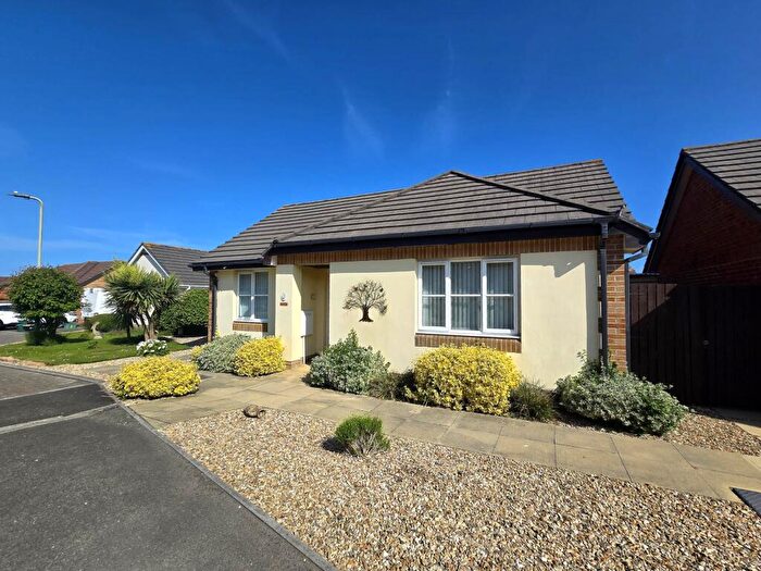 3 Bedroom Bungalow For Sale In Pelican Close, Westward Ho!, EX39