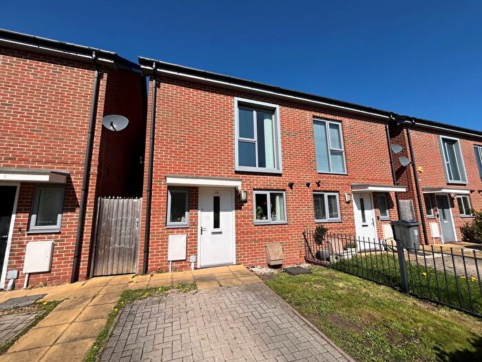 2 Bedroom Property To Rent In Platt Brook Way, Birmingham, B26