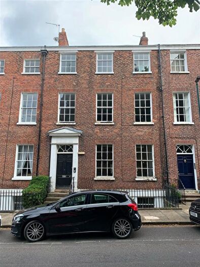 2 Bedroom Property To Rent In St. John's Square, Wakefield, WF1