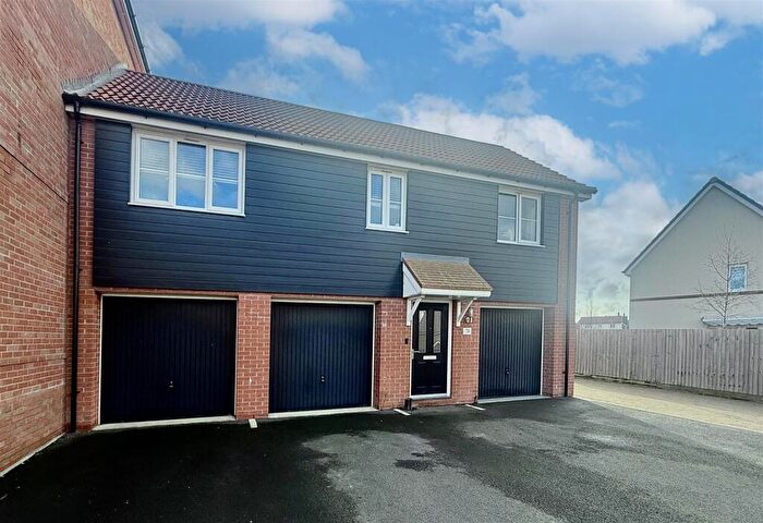 2 Bedroom Coach House For Sale In Fuller Way, Stowmarket, IP14